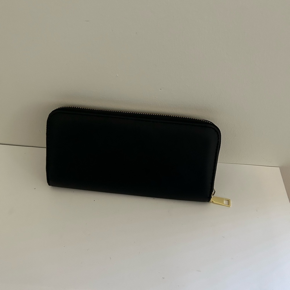 Wallet - Picture 1 of 5